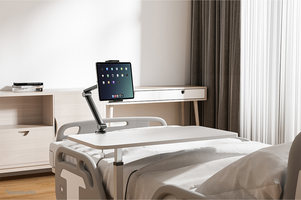 Neomounts DS15-545BL1 Tablet houder bureauklem 4.7-12.9" - universeel - full motion